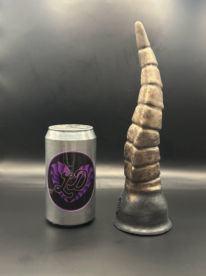 Lilith's Horn